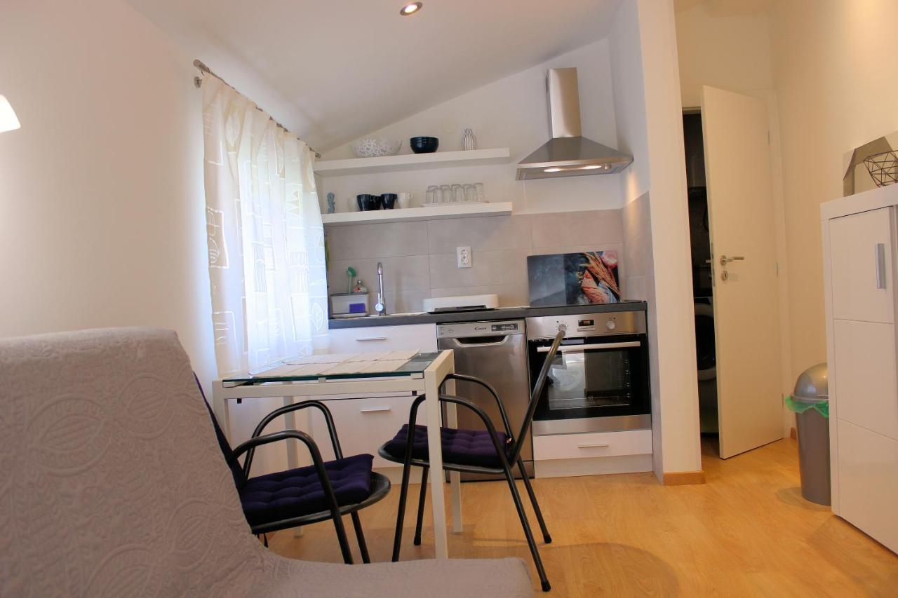 Apartment Studio Olga Novi Vinodolski Luaran gambar